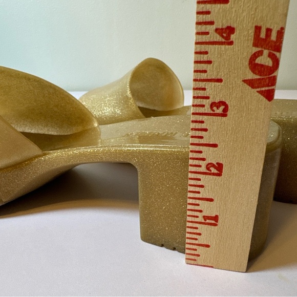 Steve Madden Harlin Open Toe Slide-On Single Strap Heeled Sandal Gold 9 - Picture 6 of 8